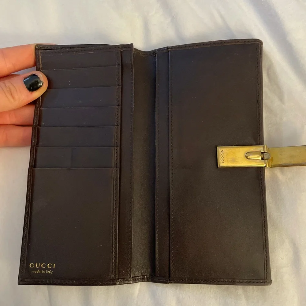 Gucci Vintage Brown Leather Long Wallet — Interlocking G
